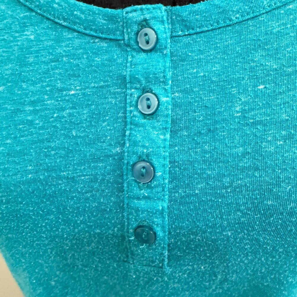 Oakley Shirt Women's Medium Blue Top - Picture 2 of 8
